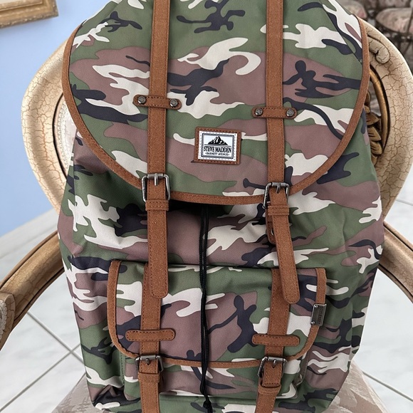 NWT-Steve Madden Classic Camo Large Olive Backpack NWT - Picture 7 of 12